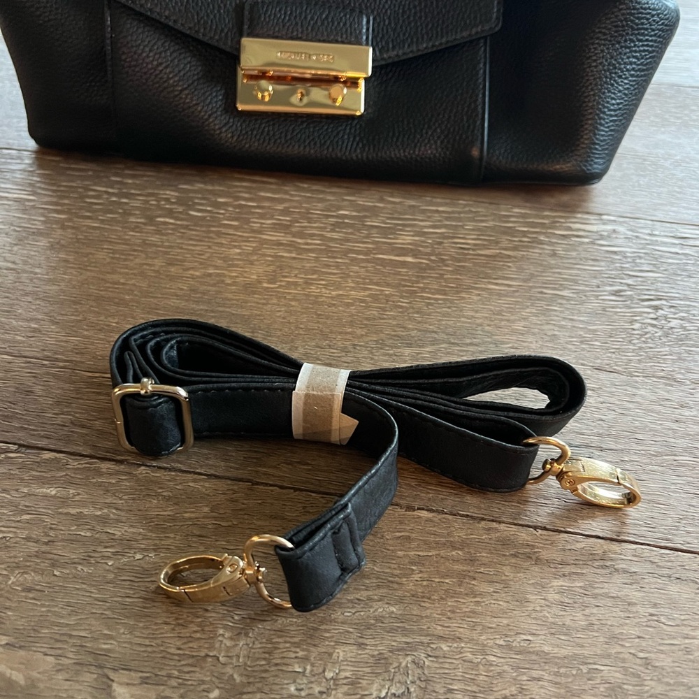 Michael Kors Haley Black Pebbled Leather Satchel with Gold Hardware - Picture 16 of 16